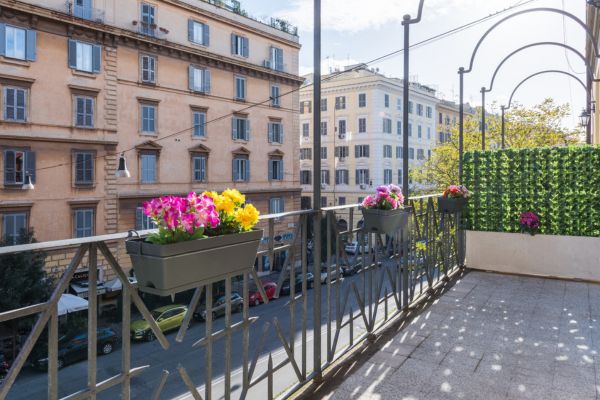 B&S Home Vaticano balconi